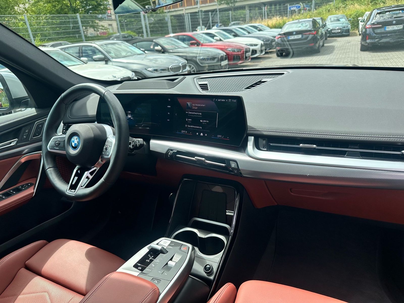 BMW iX1 - Bild 24