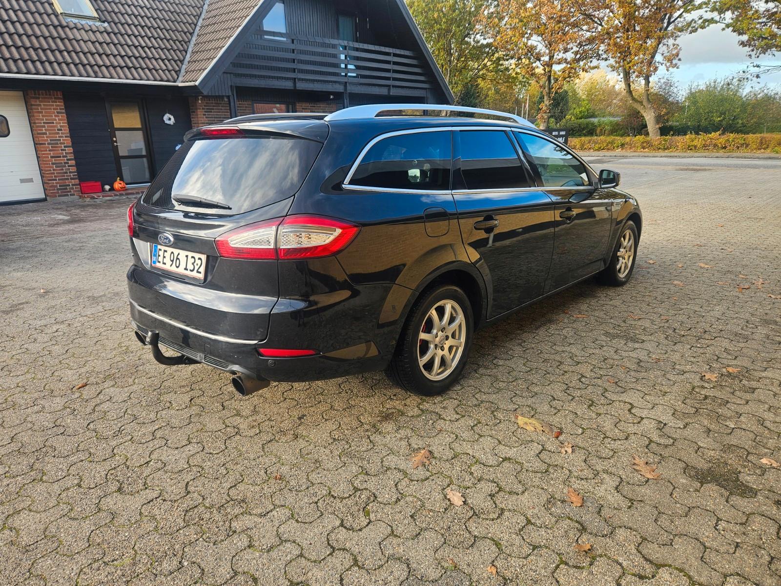 Ford Mondeo 2012 — engine 2.179 cm³, 200 HP (147kW)