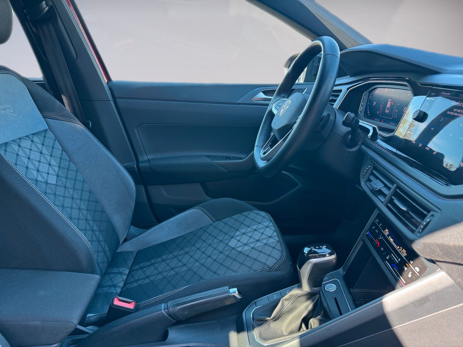 Fahrzeugabbildung Volkswagen Taigo R-Line 1.0 TSI