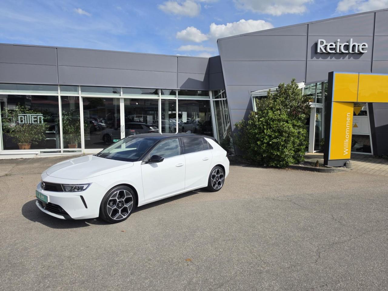 Opel Astra Elegance 1,2 AT+SHZ+LHZ+RFK+PDC+KEYLESS