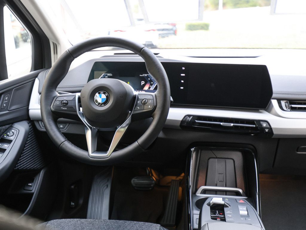 BMW 218 Active Tourer - Bild 11