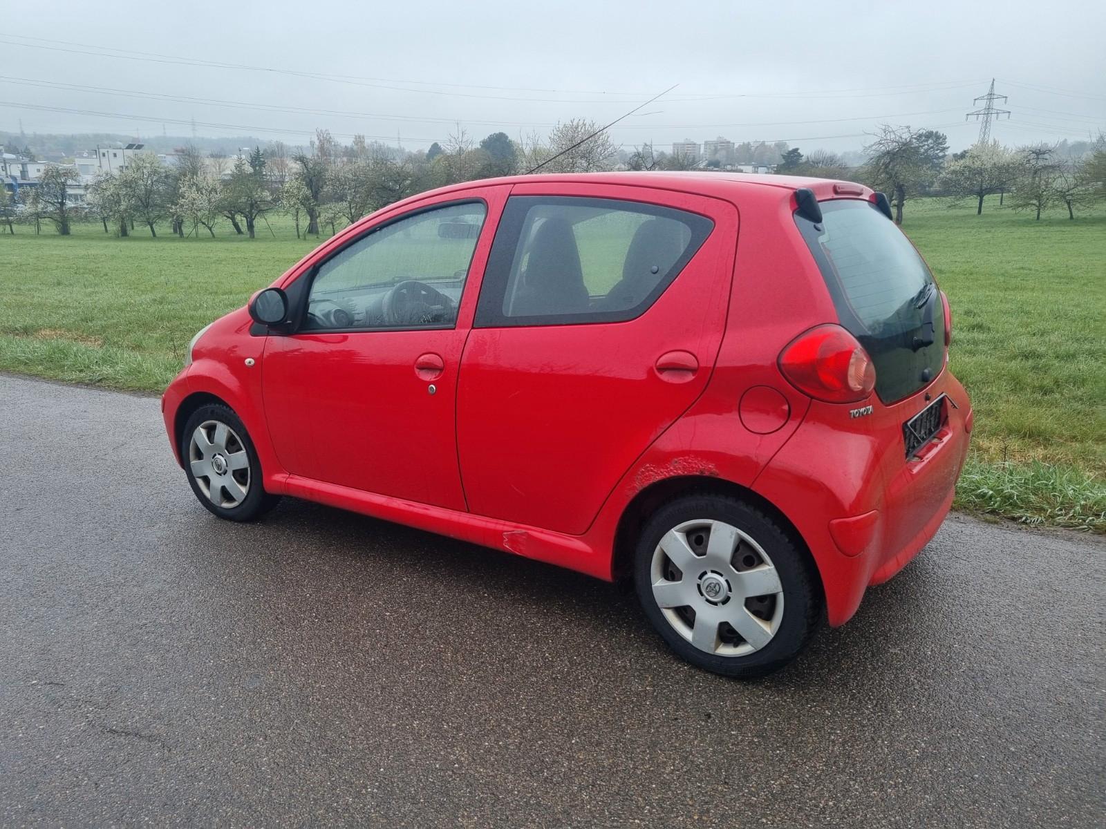 Toyota Aygo (X) 1,0 Black
