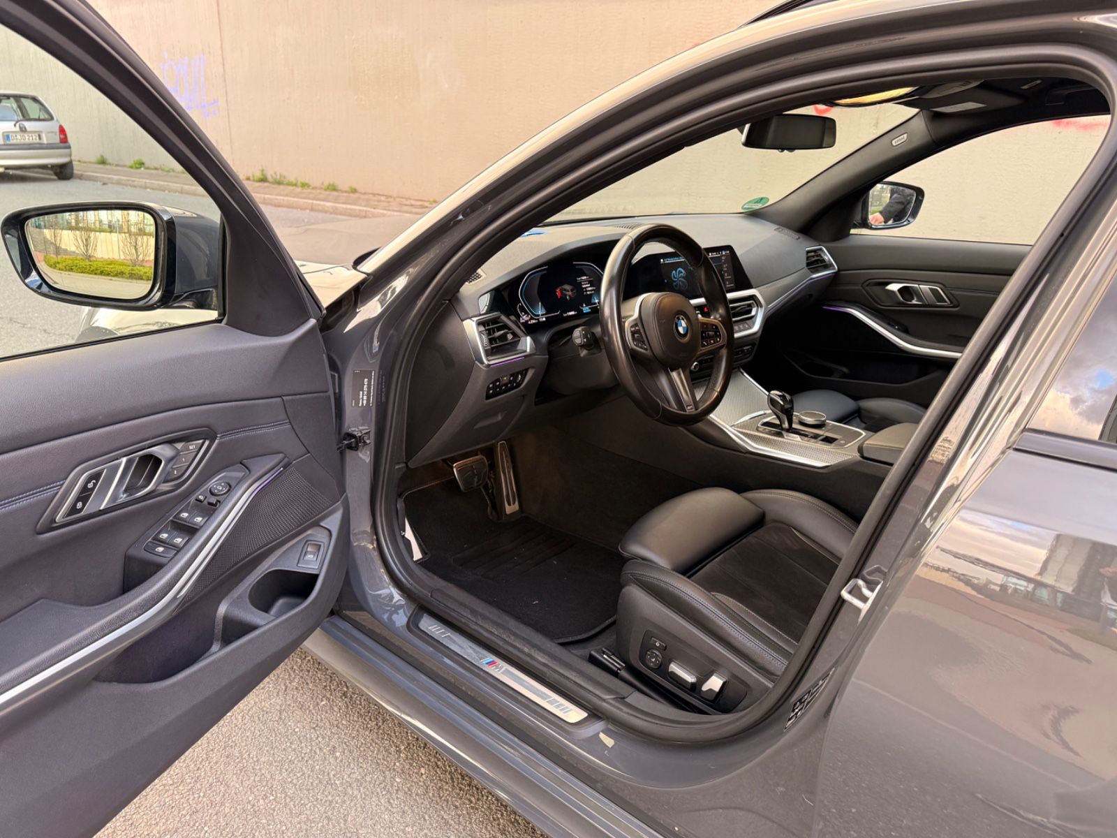 BMW 320 3 Touring 320 d xDrive M Sport foto 9