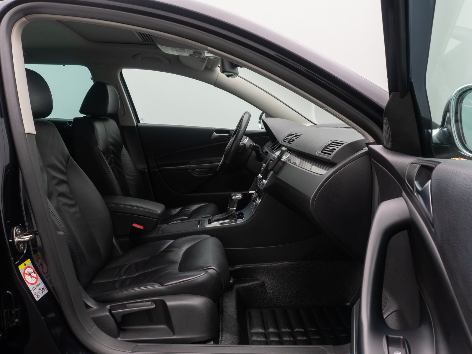 Fahrzeugabbildung Volkswagen Passat V6 FSI R-Line Edition Plus 4Motion AHK. K