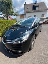 Renault Scenic ENERGY TCe 160 EDC Bose Edition Bose ... - Renault Scenic von privat