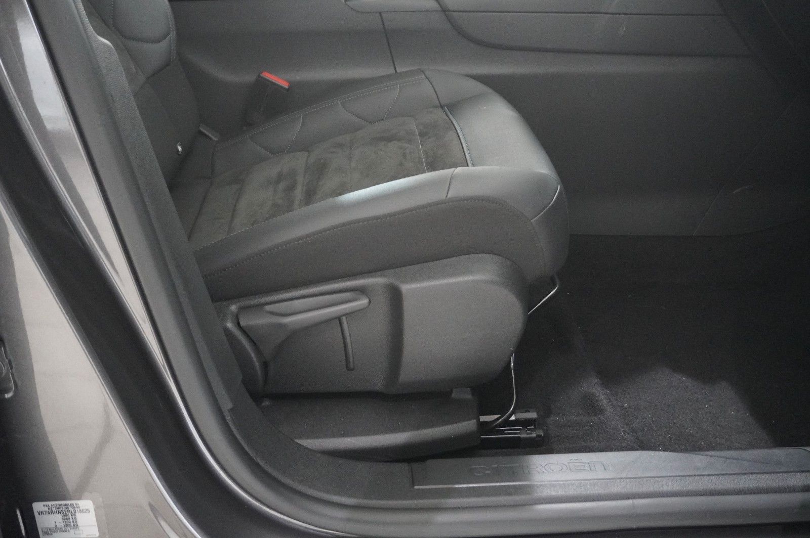Fahrzeugabbildung Citroën C5 Aircross 1.2T SHINE EAT-8 NAVI/LED/KAMERA/SH