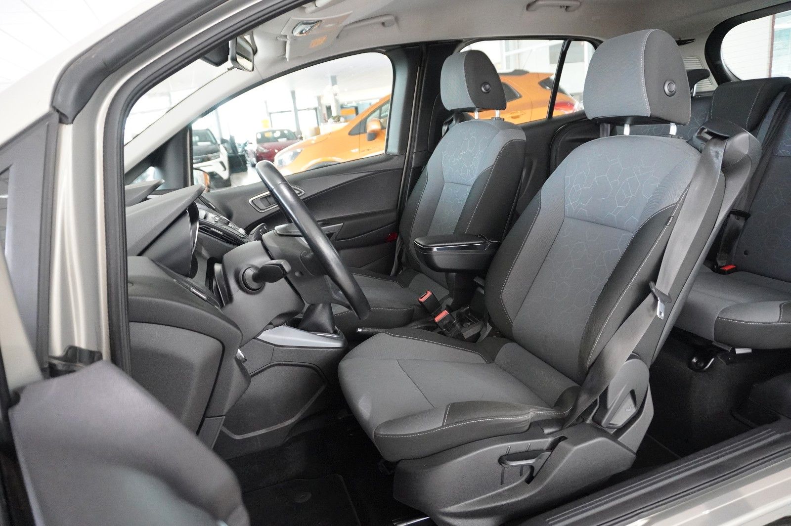 Fahrzeugabbildung Ford B-Max 1.0 TREND KLIMA/PDC/NEBEL/USB/AHK