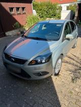 Ford Focus Ghia - Ford Focus aus 2009: Ghia