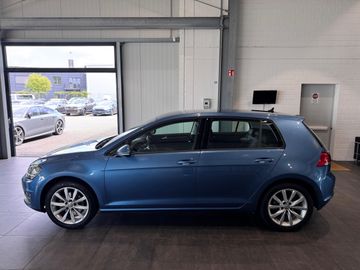 Volkswagen Golf - 9