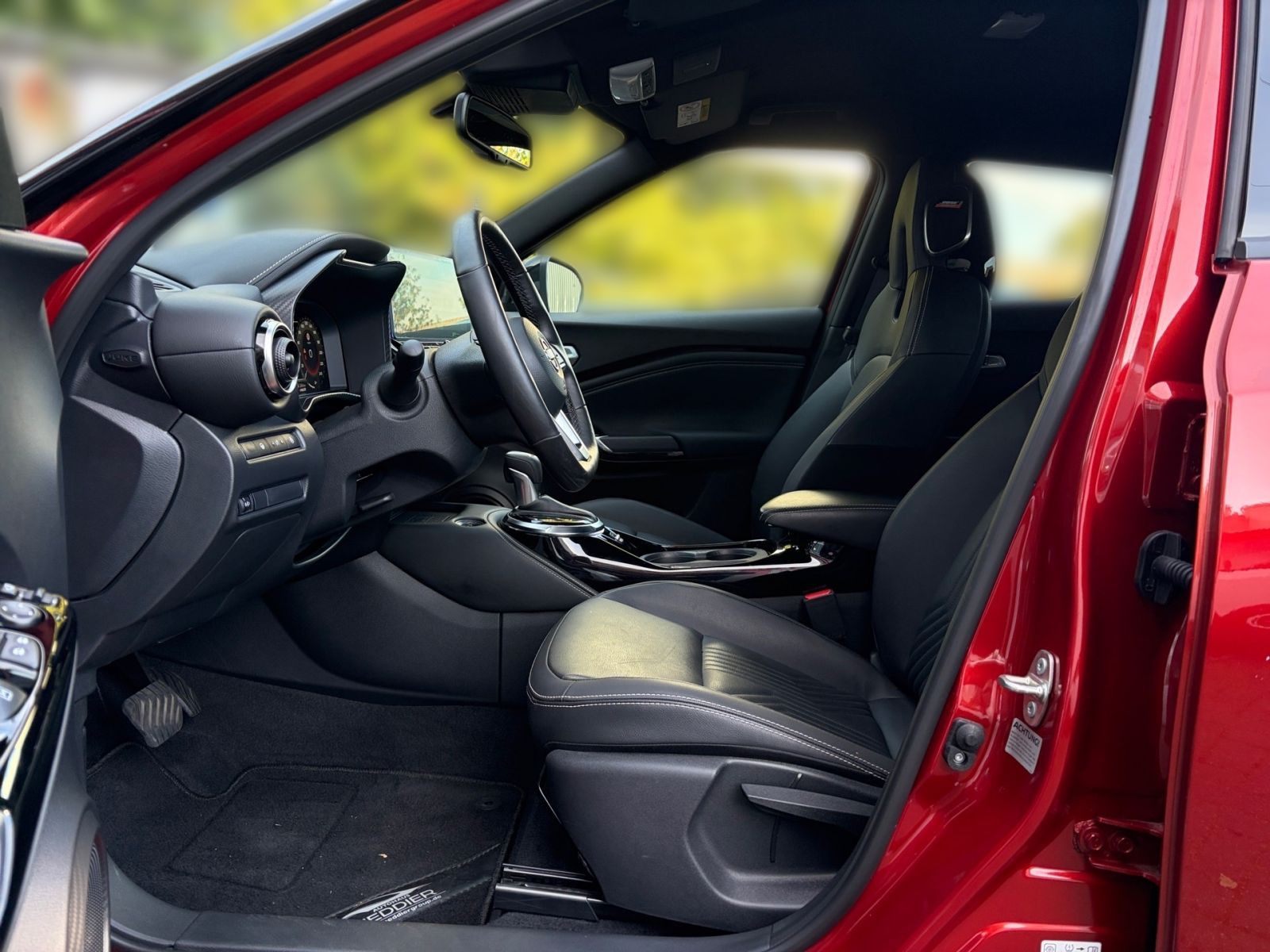 Fahrzeugabbildung Nissan Juke 1.6 Hybrid Tekna Hybrid *ALLWETTER*BOSE*LED