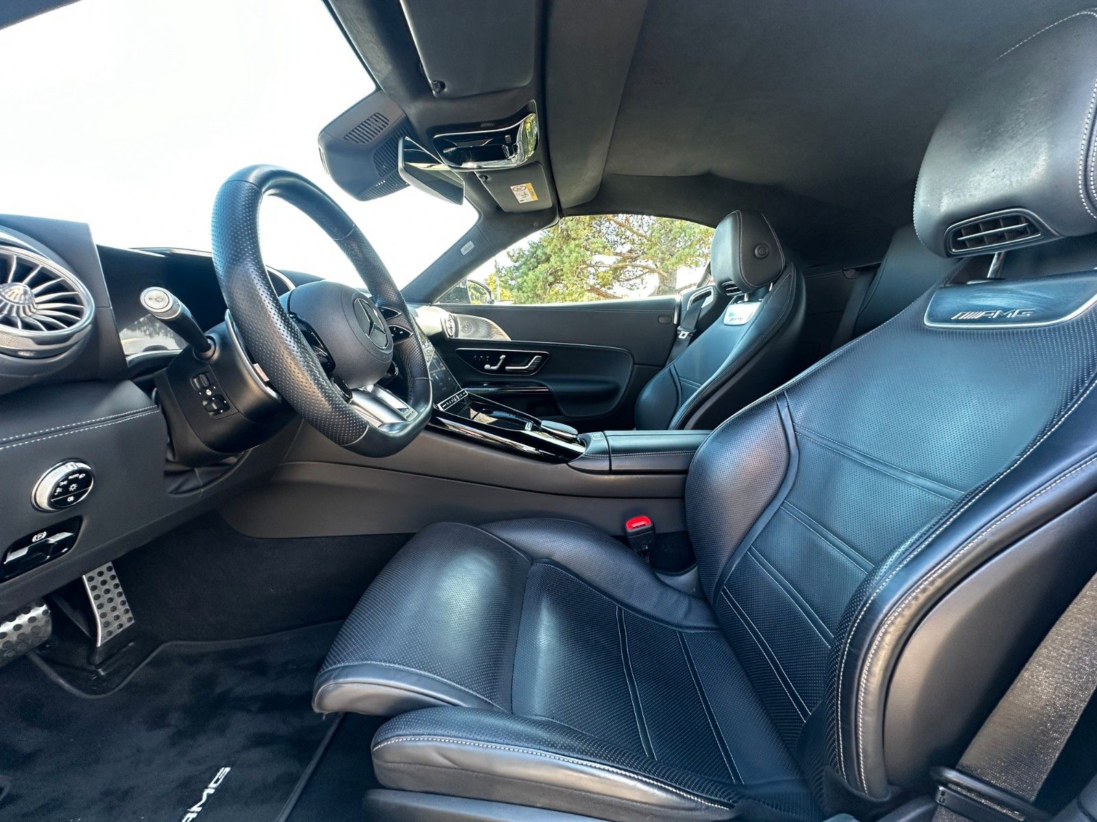 Fahrzeugabbildung Mercedes-Benz SL 43 AMG