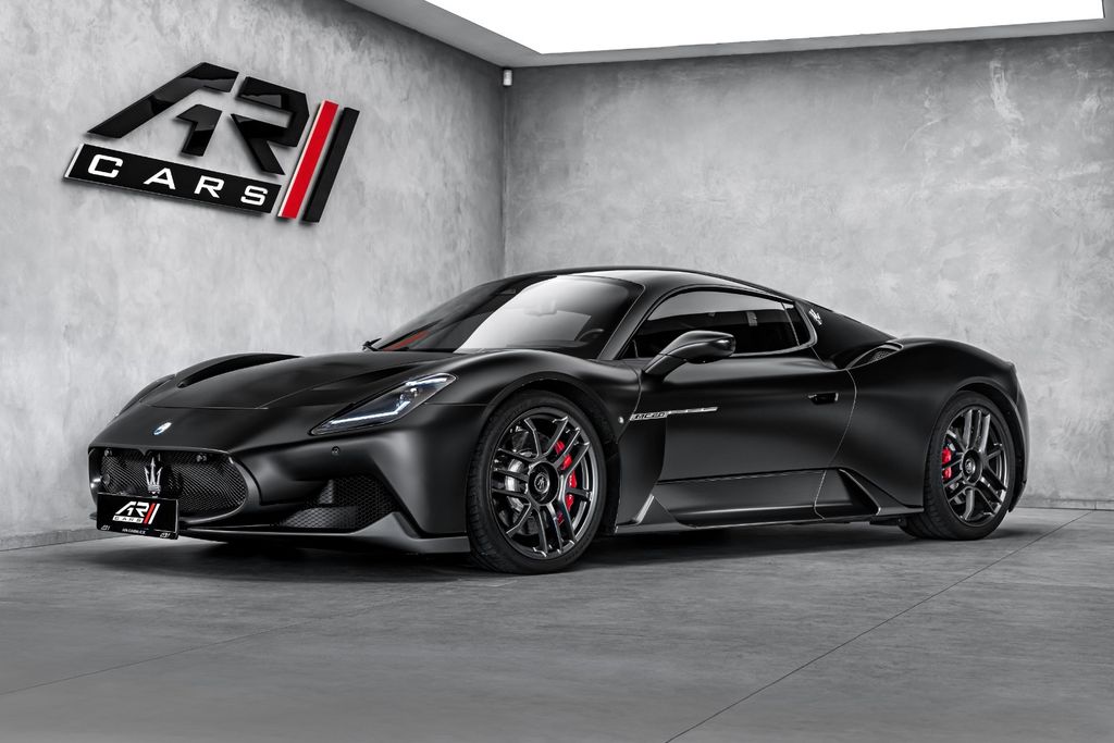 Maserati MC20