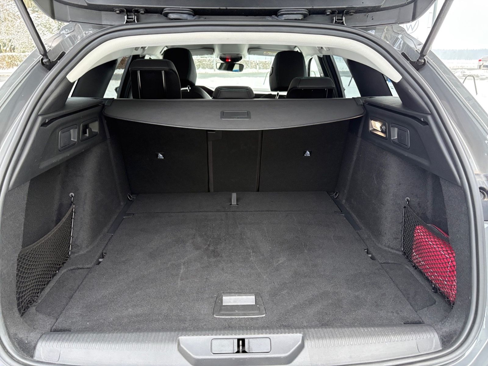 Fahrzeugabbildung Peugeot 308 SW Allure