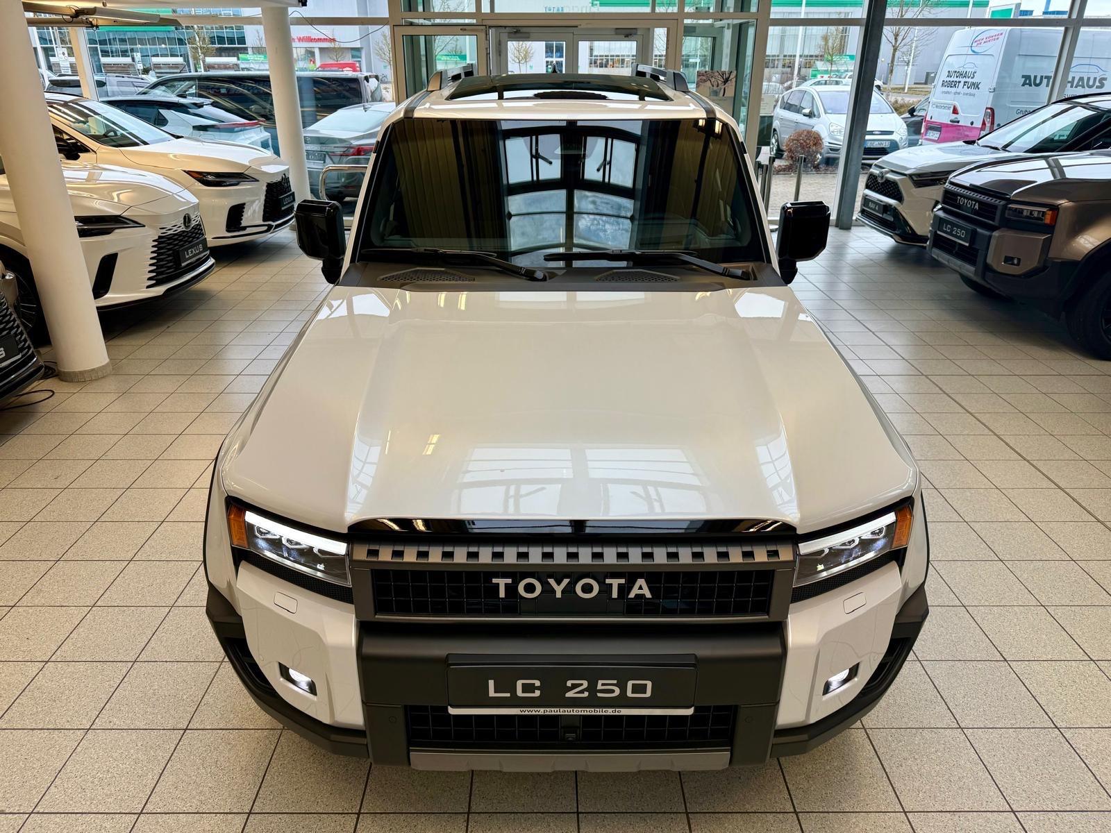 Toyota Land Cruiser LC 250 – LOUNGE-MILD HYBRID-PANORAMA-HEAD UP