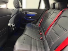 MERCEDES-BENZ GLC 300 4Matic AMG/Luft /Pano