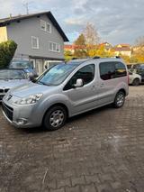 Peugeot Partner Tepee Family - gebrauchte Peugeot Partner aus dem Jahr 2011