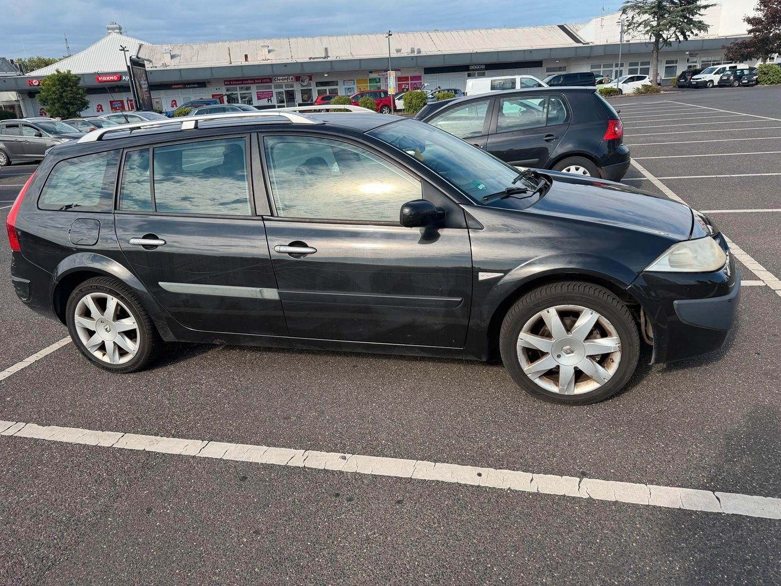 Renault Megane 2008 — engine 111 HP (82kW)