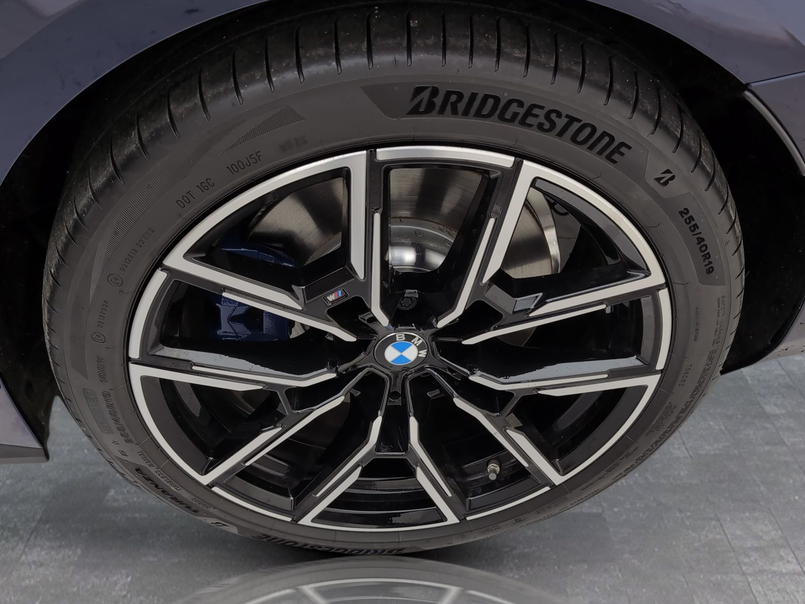 BMW i4 - Bild 16