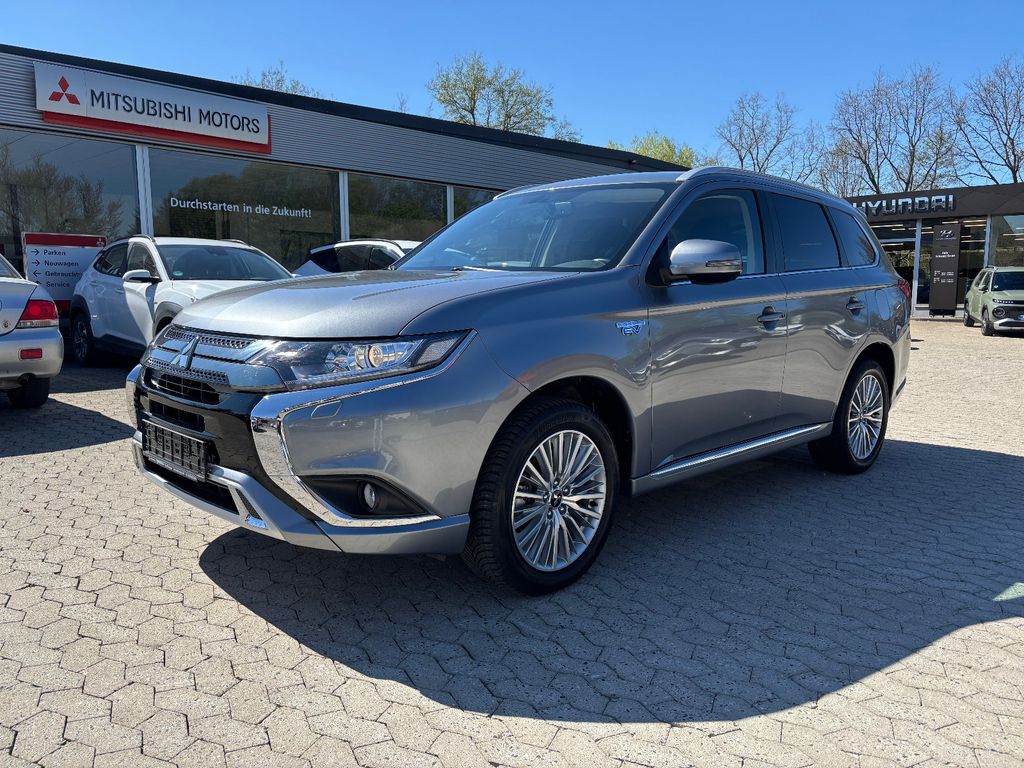 Image of Mitsubishi Outlander