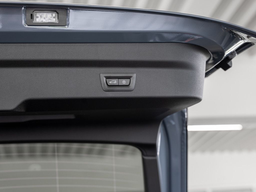 BMW iX2 - Bild 13