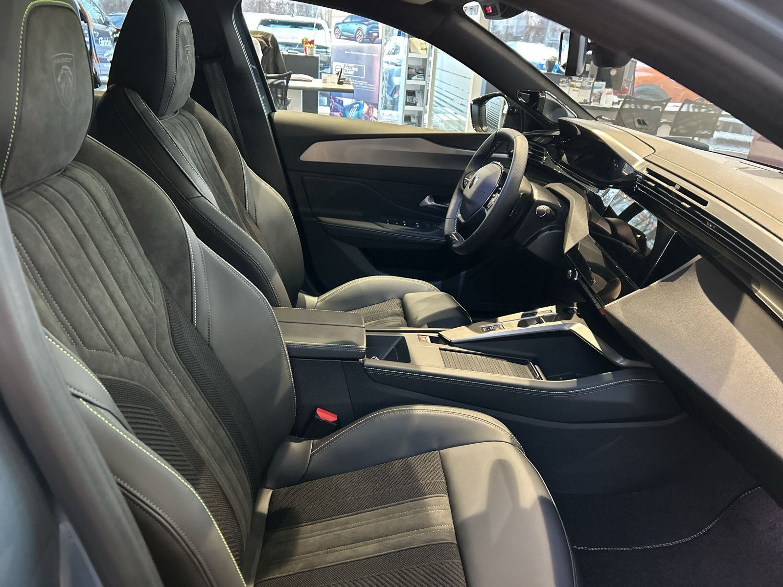 Peugeot 308 - Bild 6