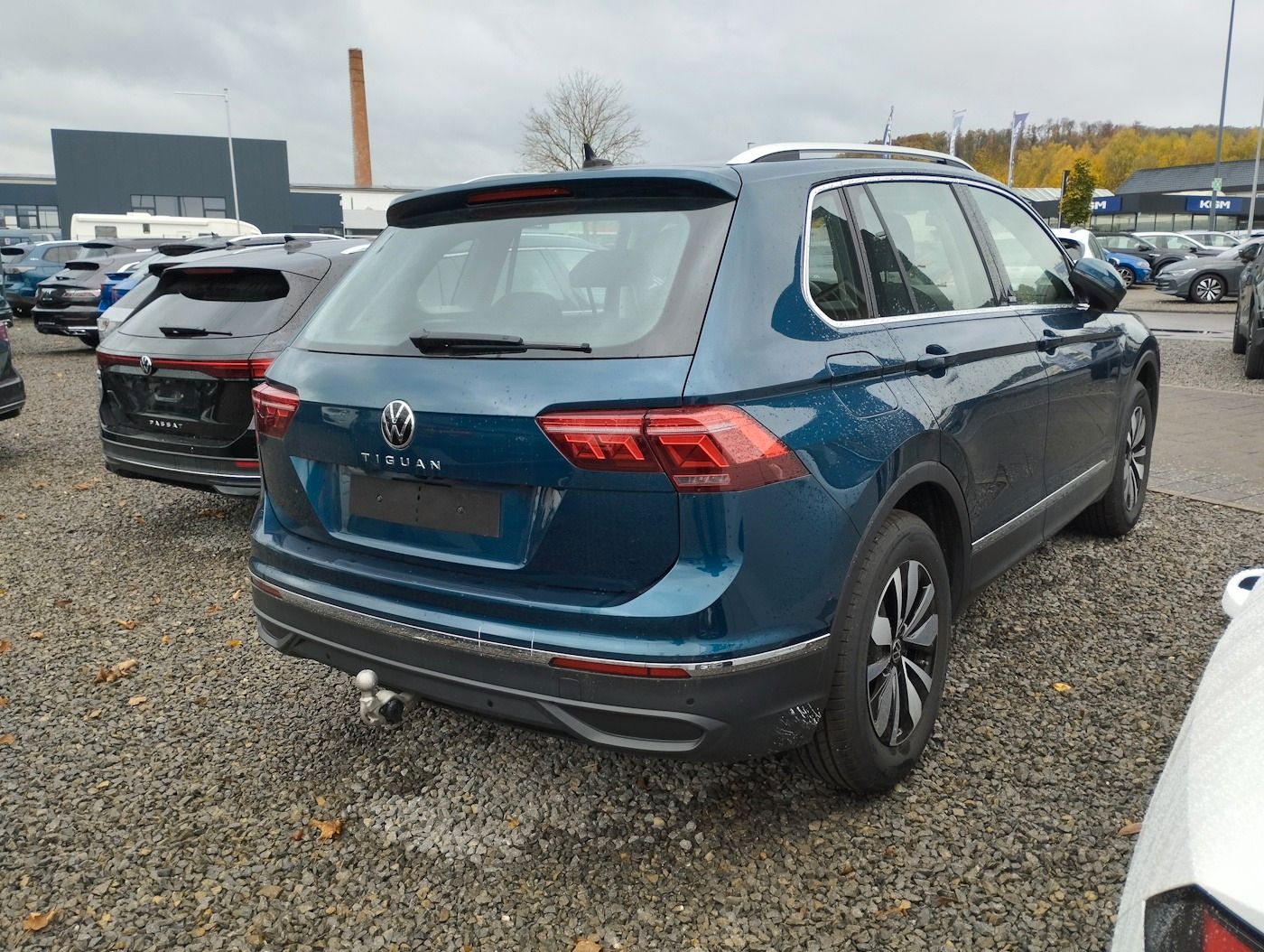 Fahrzeugabbildung Volkswagen Tiguan 1.5 MOVE NEU53T DSG AHK Matrix Kamera LHZ