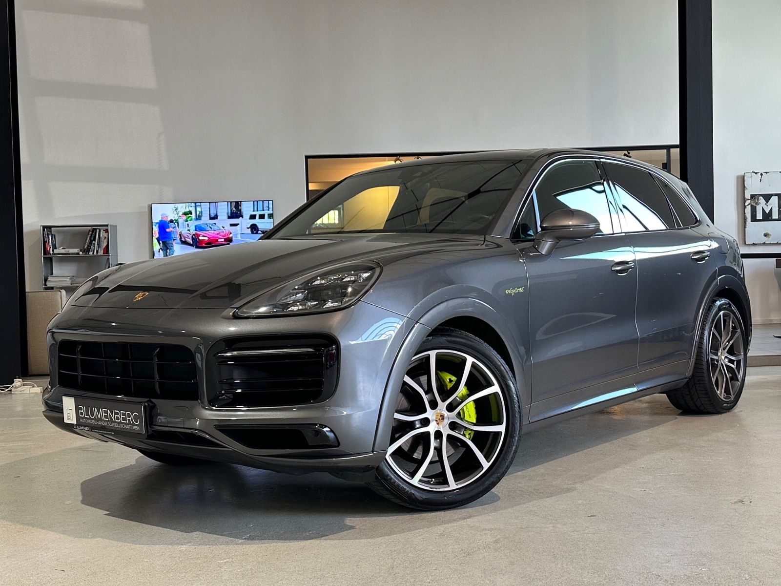 PORSCHE Cayenne E-Hybrid*HUD,Pano,BOSE,Matrix,Soft-Close