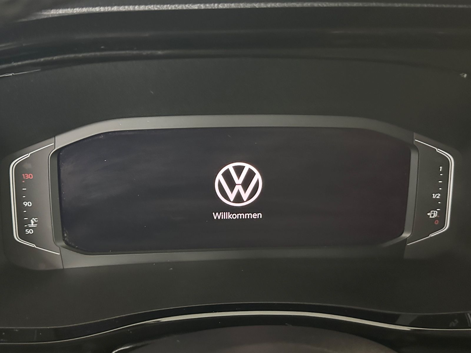 Volkswagen T6.1 Multivan Generation Six FWD Virtual LED foto 12