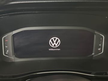 Volkswagen T6 Multivan - 12