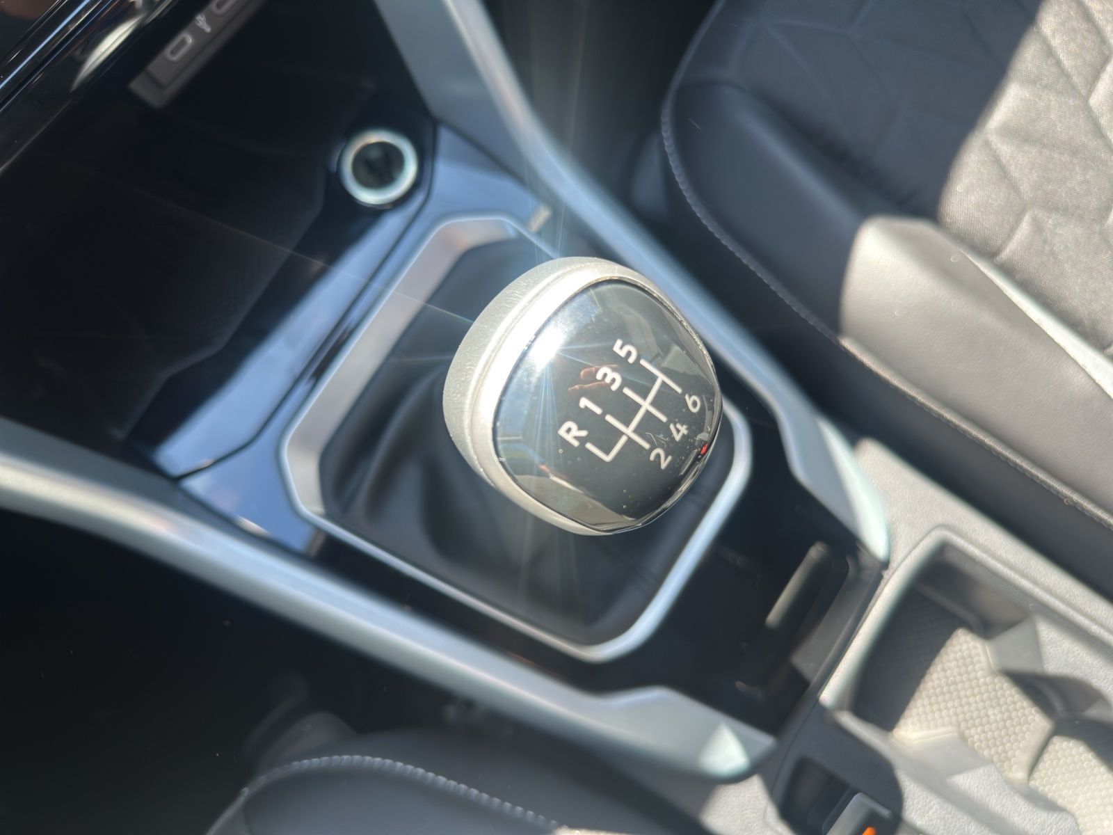Volkswagen T-Roc - Bild 11