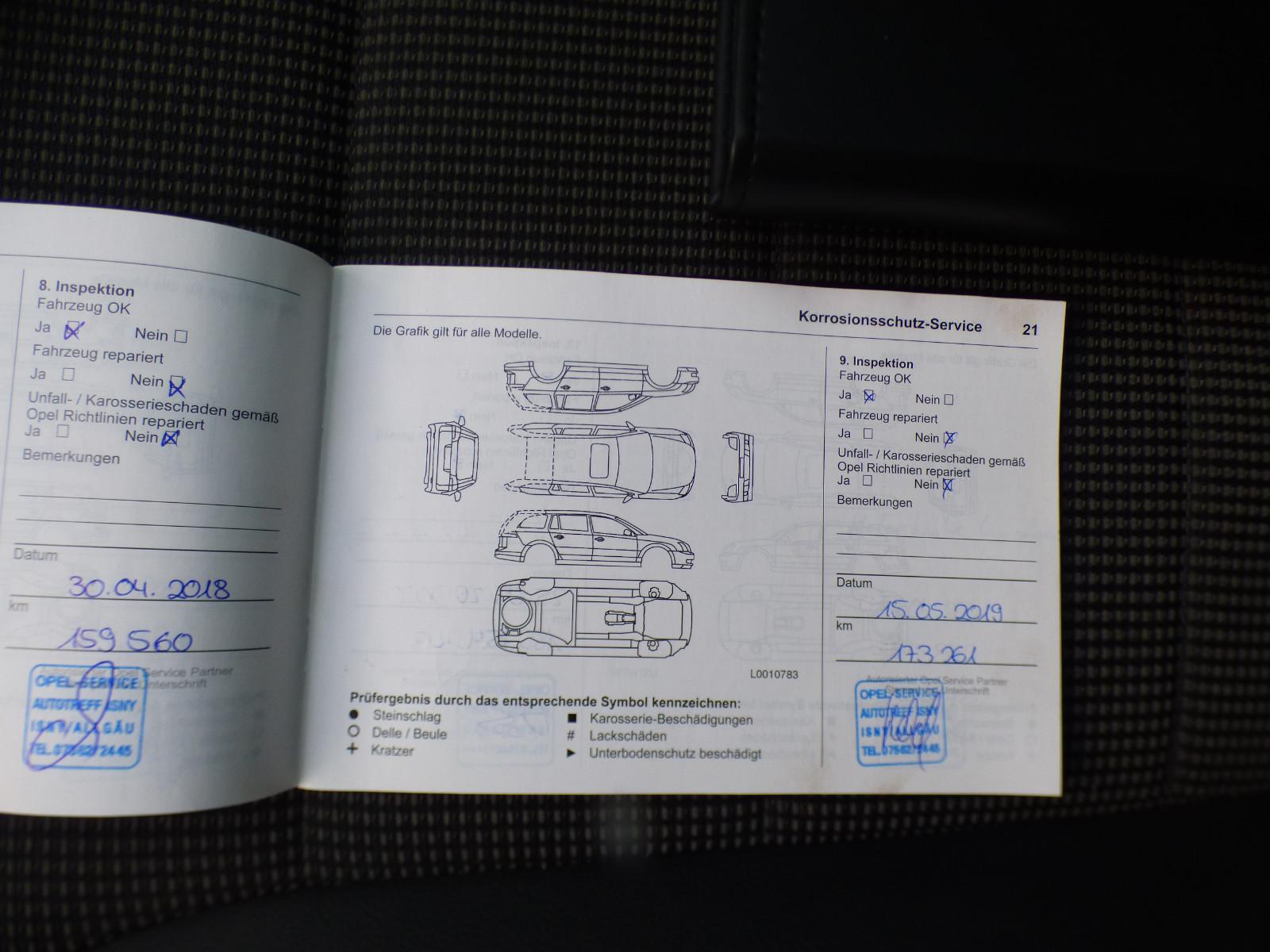 Opel Insignia 2012 — photo 35