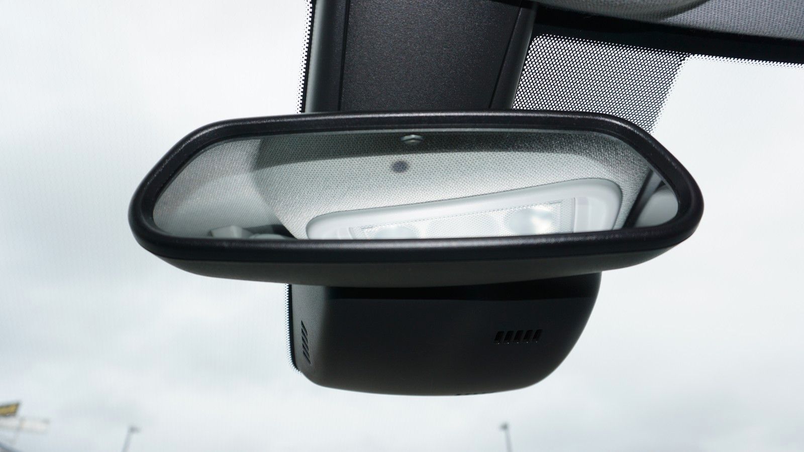 Fahrzeugabbildung Opel Crossland (X) Ultimate, Head Up, Navi, Leder