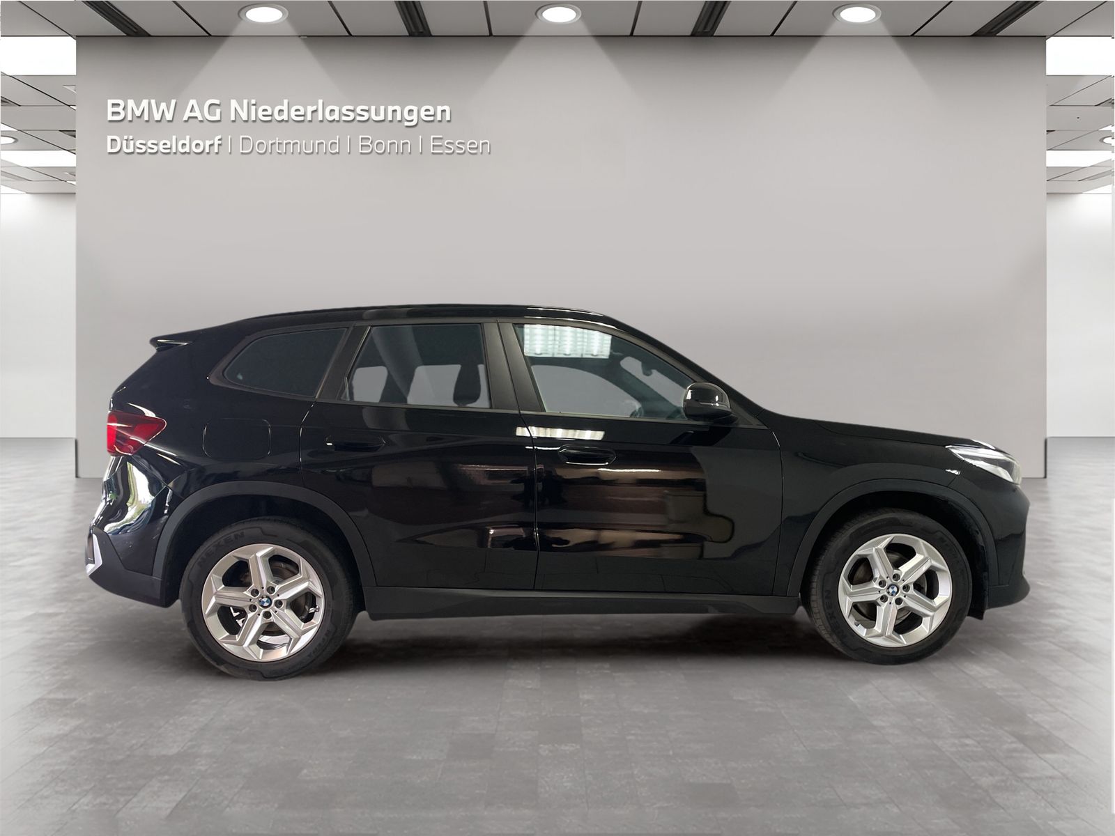 BMW X1 sDrive18d Harman K Kamera Pano.Dach foto 4