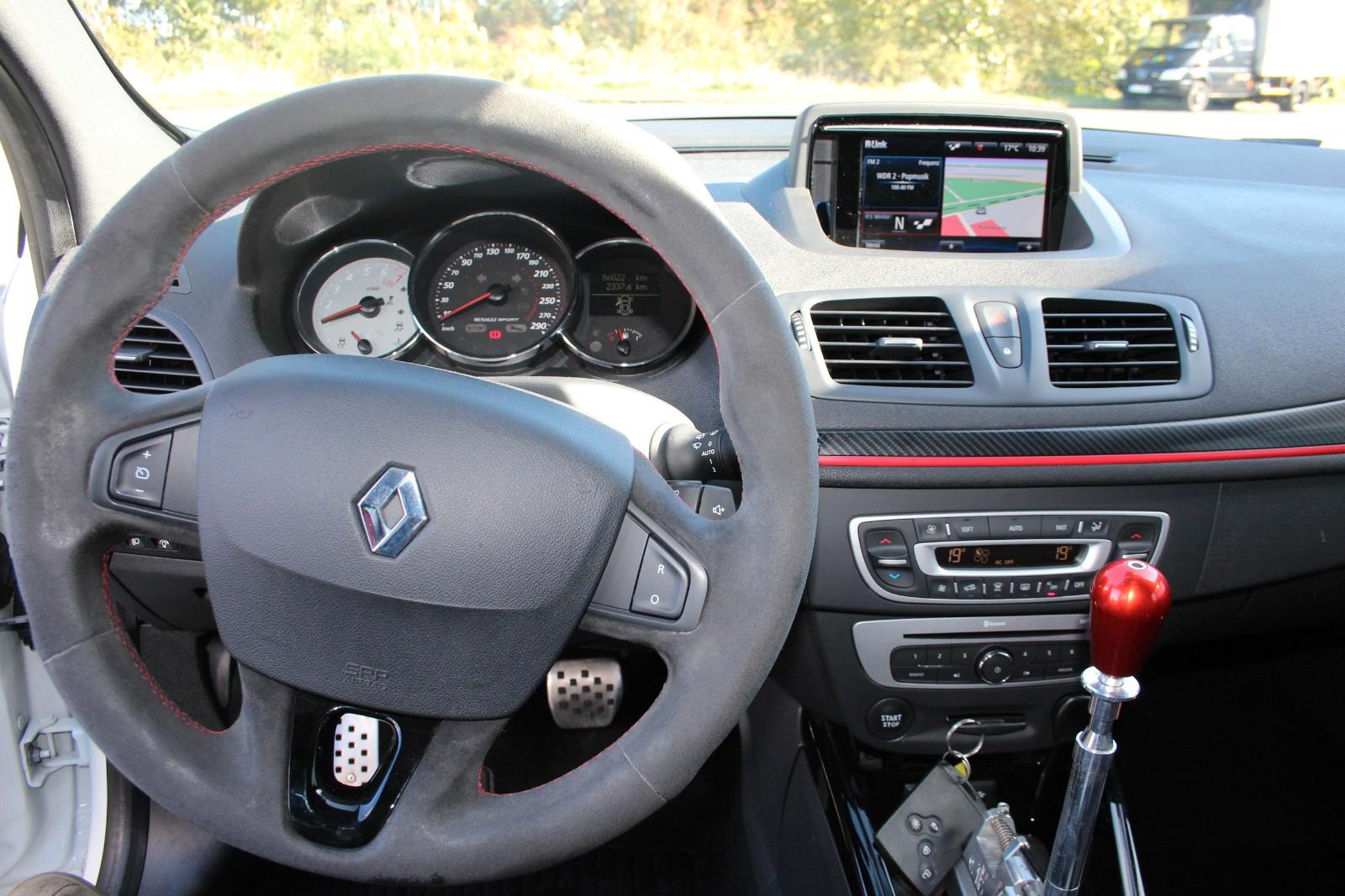 Renault Megane 3 RS Trophy