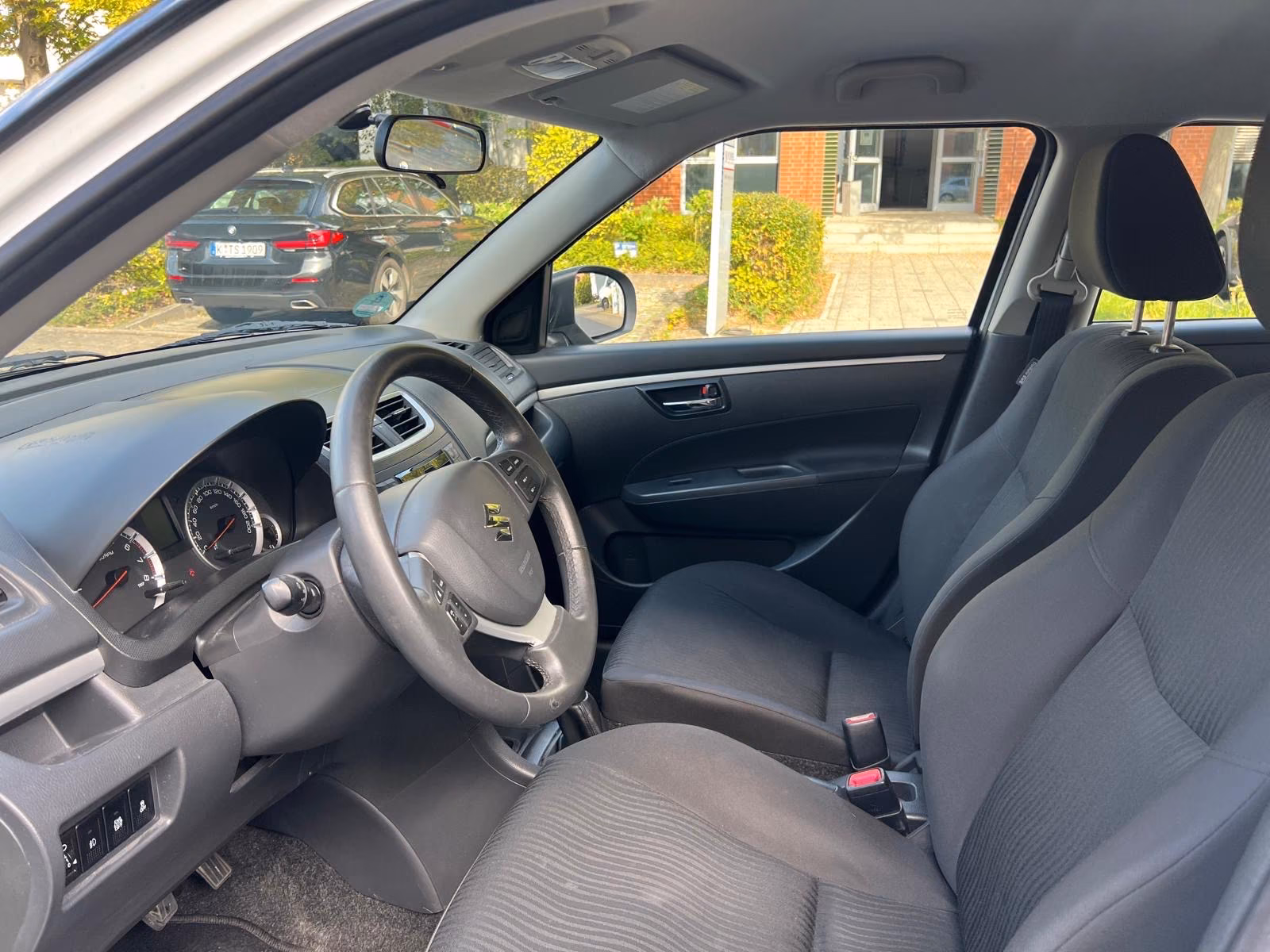 SUZUKI SWIFT CLUB | 94 ch | 4X4 | BVM | VOLANT EN CUIR