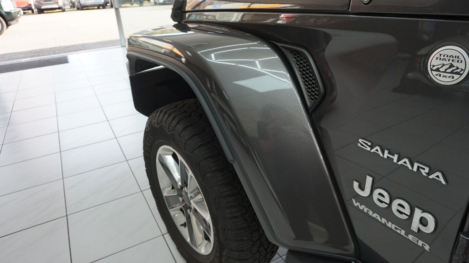 Fahrzeugabbildung Jeep Wrangler Unlimited Sahara TÜV neu Cabrio