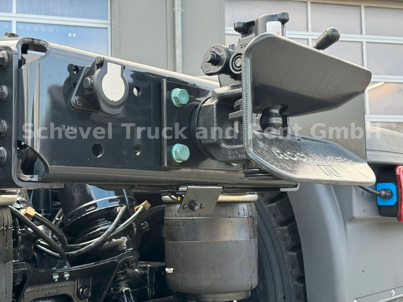 Fahrzeugabbildung MAN TGS 18.520 BL SA 4x4 mit Hydraulikvortbere* AhK