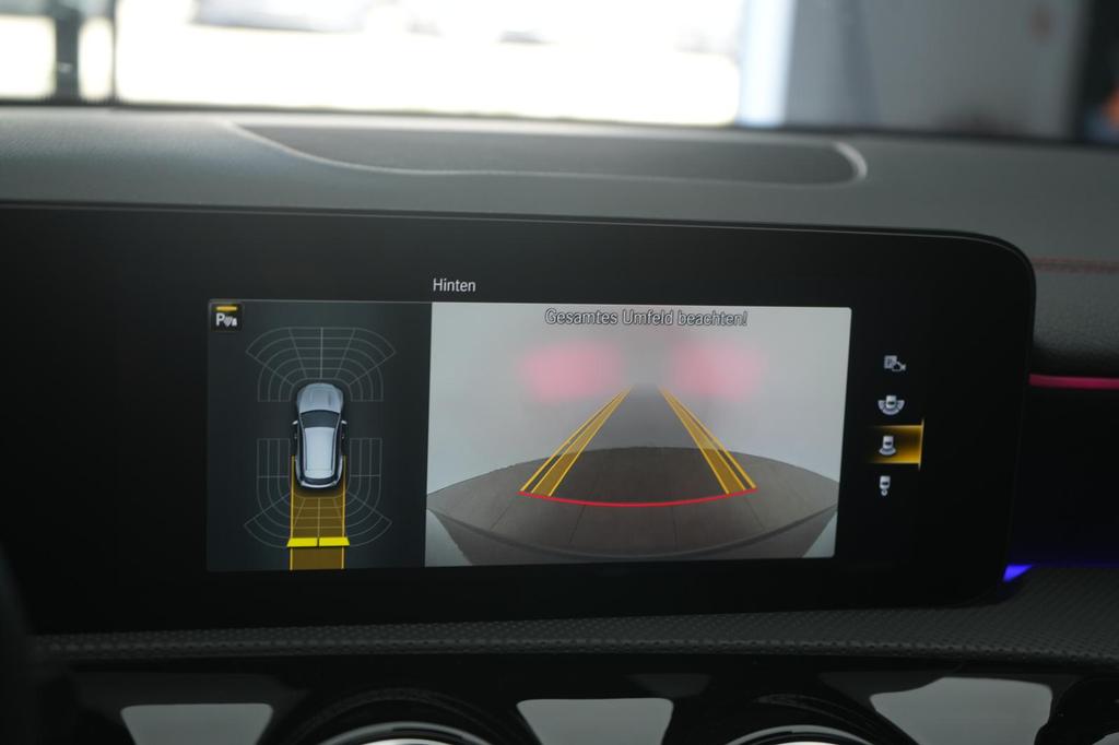 Mercedes-Benz CLA 45 AMG Shooting Brake