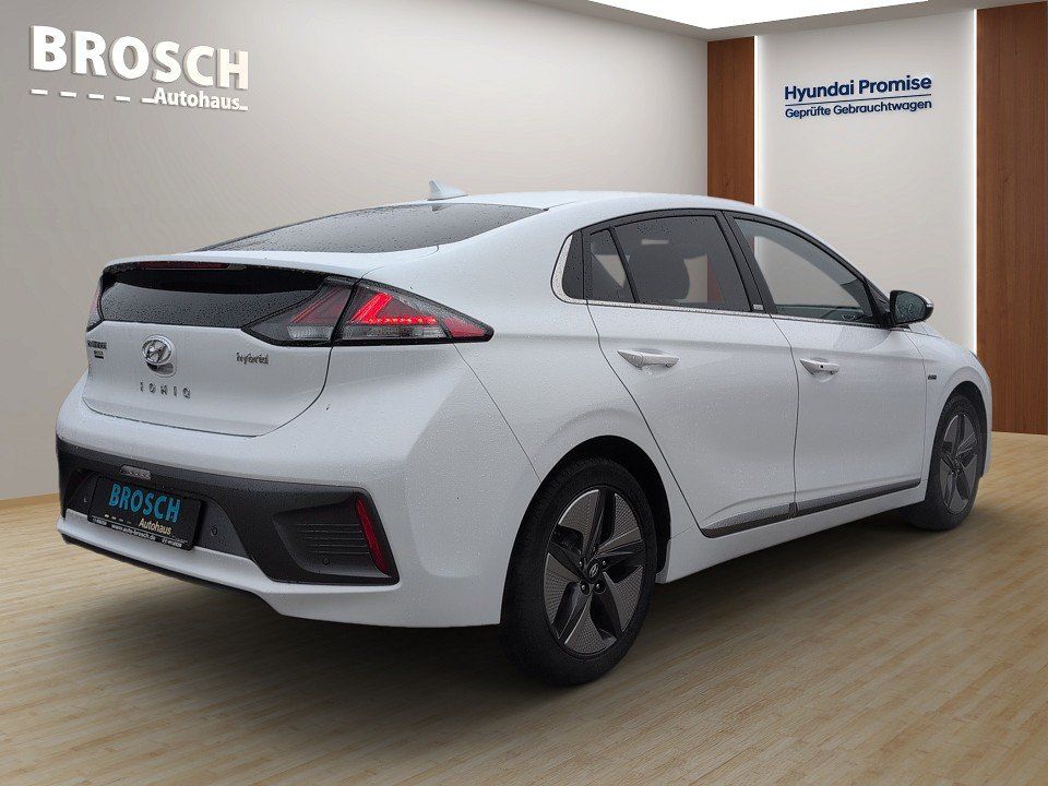 Fahrzeugabbildung Hyundai IONIQ HEV 1.6 GDI STYLE-P NAV+KAMERA+CARPLAY+SHZ