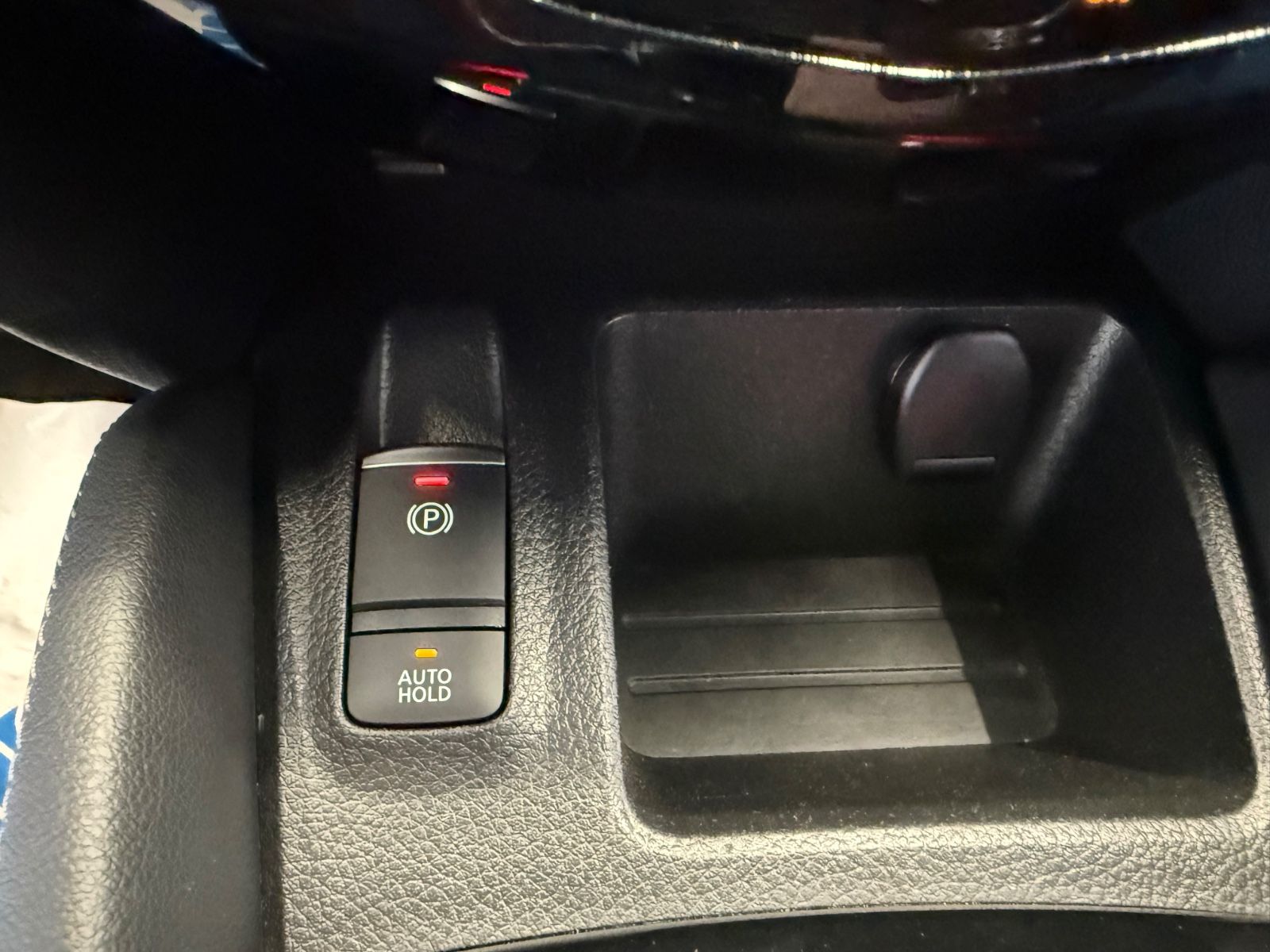 Fahrzeugabbildung Nissan Qashqai N-Connecta, 360° Kamera, Navi, Winterpa.