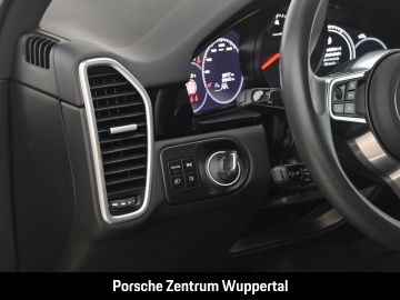 Porsche Cayenne - 12