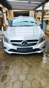 Mercedes-Benz Mercedes Benz CLA 180 - gebrauchte Mercedes-Benz CLA 180 aus dem Jahr 2015