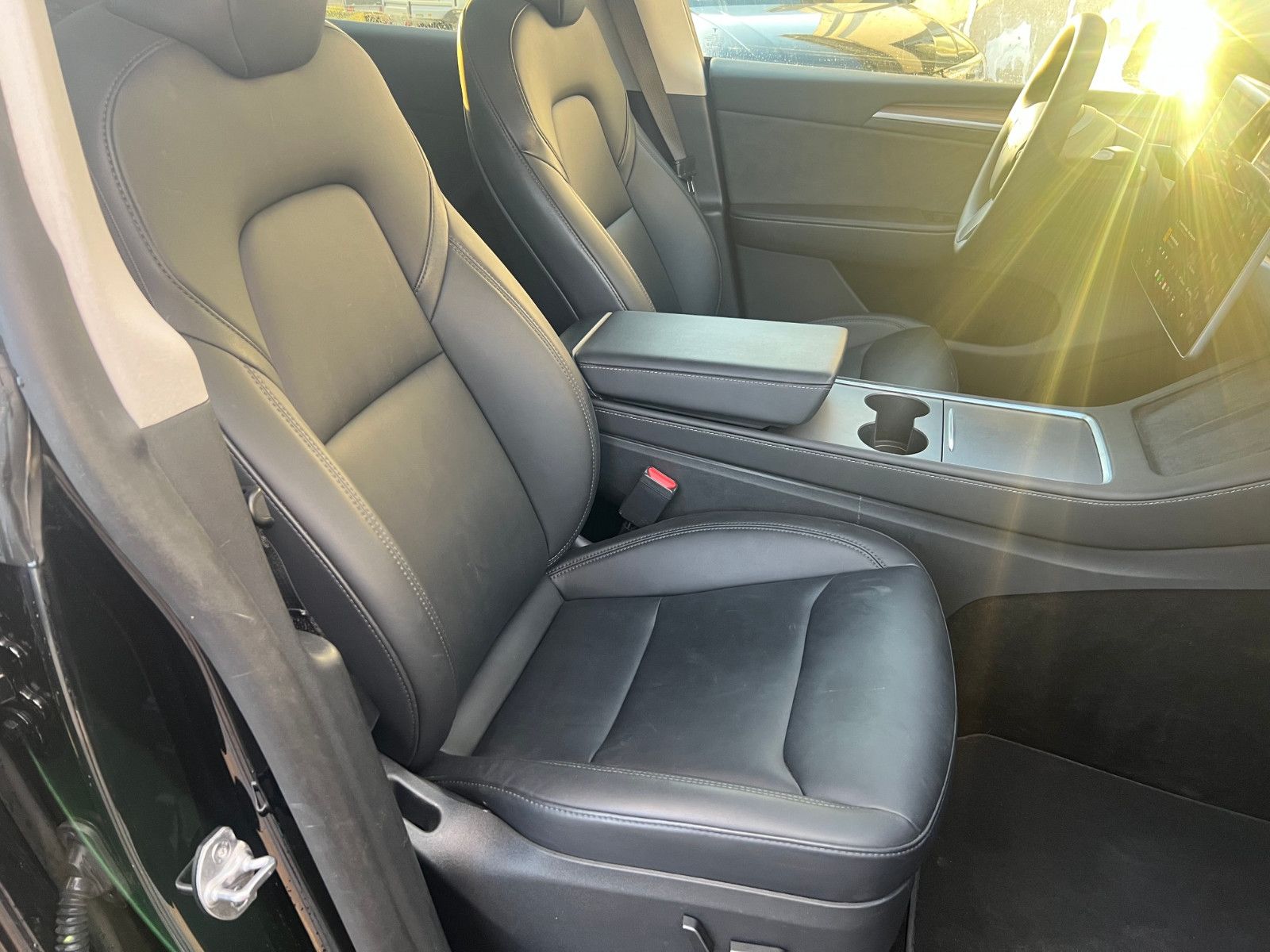 Tesla Model Y Long Range Allrad Leder Kamera 360, 21 foto 14