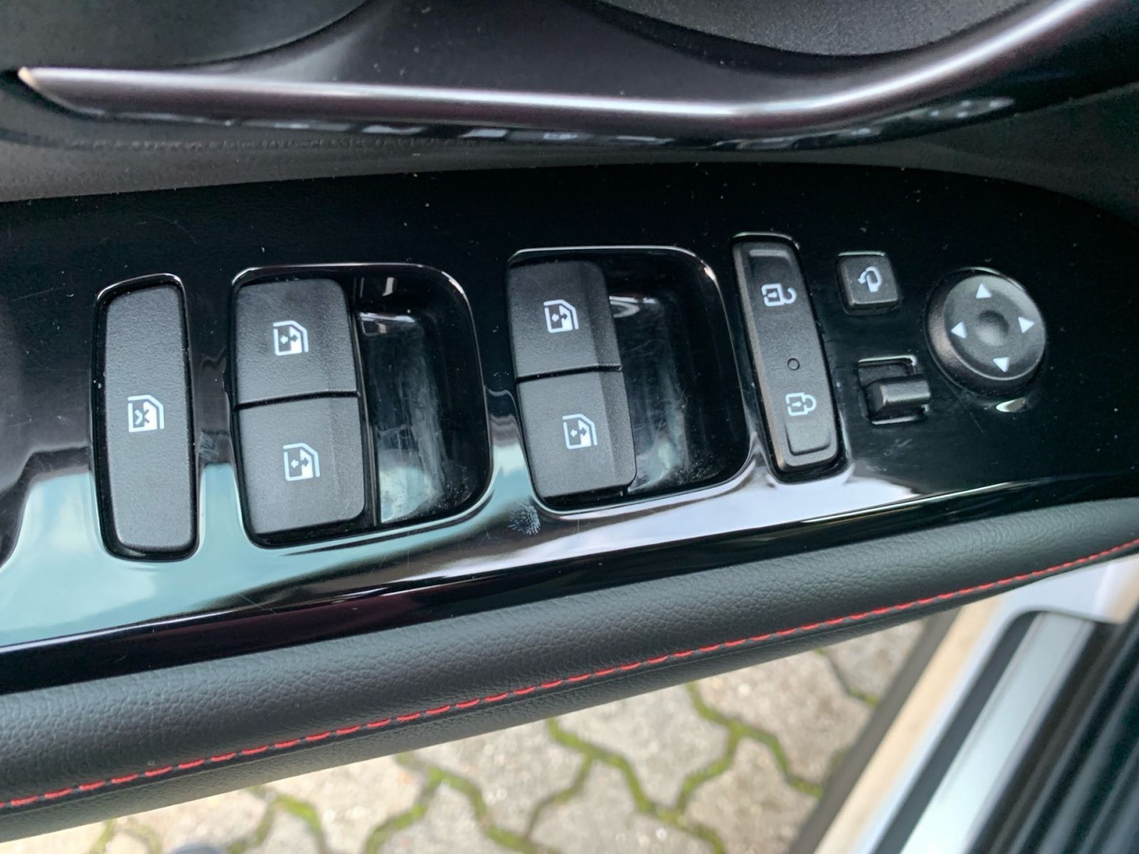 Fahrzeugabbildung Hyundai TUCSON 1.6 T-GDI N Line Mild-Hybrid Navi LED