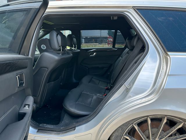 MYAUTOCENTER – Gebraucht- und Jahreswagen mit Werkstattservice in Pfaffenhofen Mercedes-Benz E 350d T Avantgarde 4-Matic *NAVI*AHK*LED*SHZ*