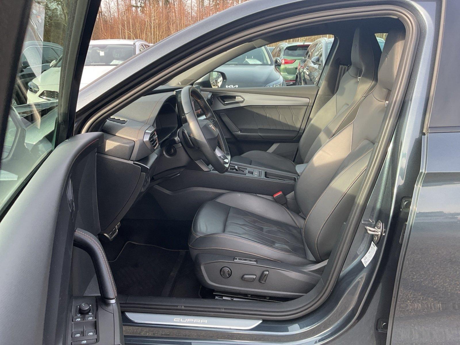 Cupra Leon SP VZ 2.0 TSI ACC LED NAVI PANO SHZ