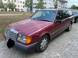 Mercedes-Benz S124 300TE H Kennzeichen mit guter Ausstattung  - Mercedes-Benz 300 Kombi Te mit Benzin-Antrieb