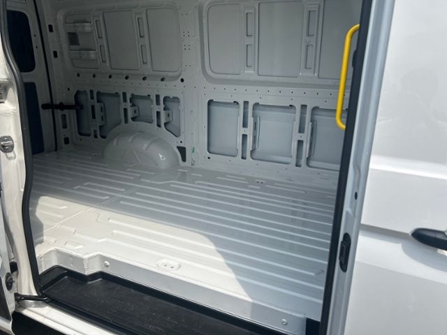Fahrzeugabbildung Volkswagen Crafter KASTEN 2,0 TDI 4MOTION L2H2 DAB CLIMATRO