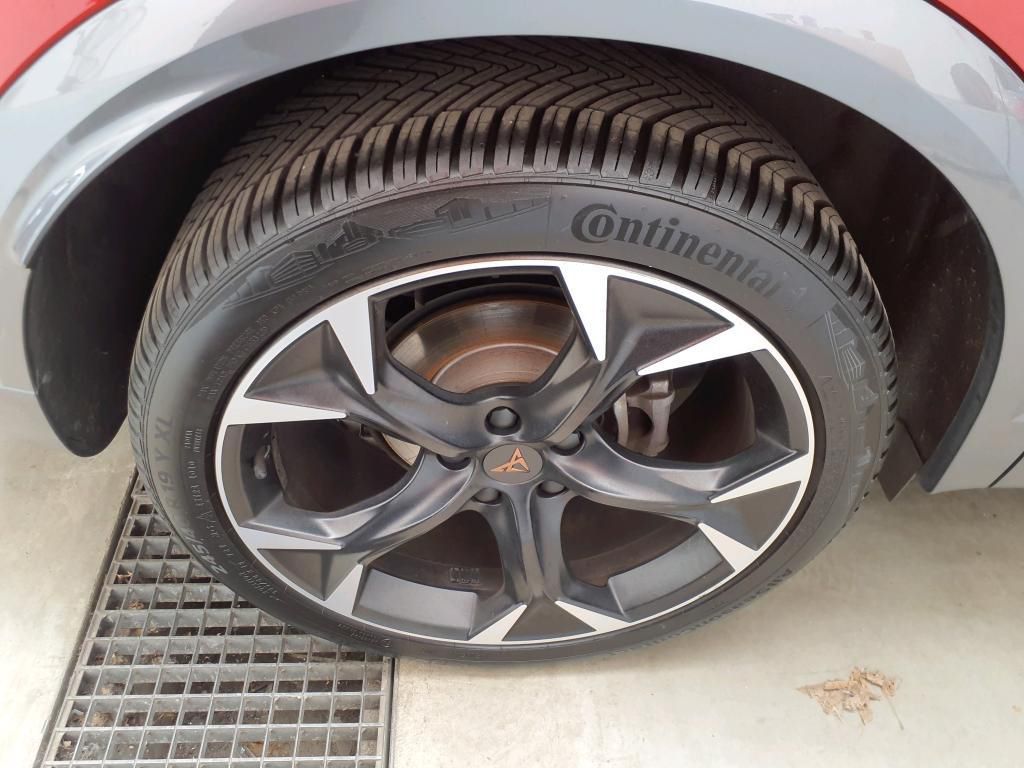 Cupra Formentor 1.4 e-Hybrid DSG Pano*RFK*PDC*Tempo