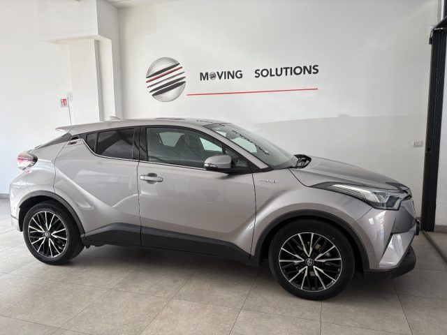 Toyota TOYOTA C-HR 1.8 Hybrid E-CVT LOUNGE